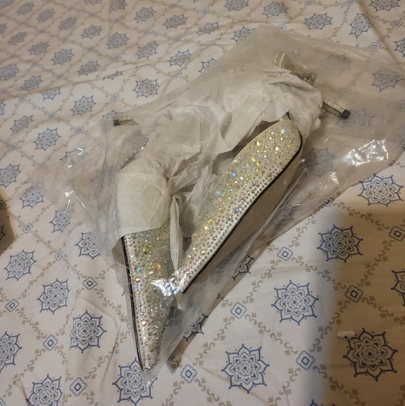 Vertundy Women's High Heel Stiletto Pumps Closed Pointed Toe Ankle Strap Fashion - Picture 4 of 13